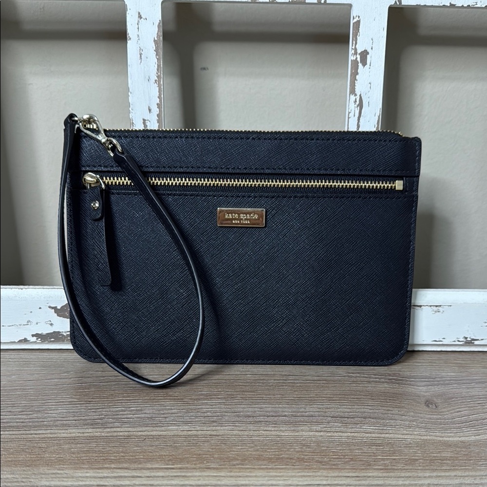 Kate Spade Saffiano Leather Wristlet